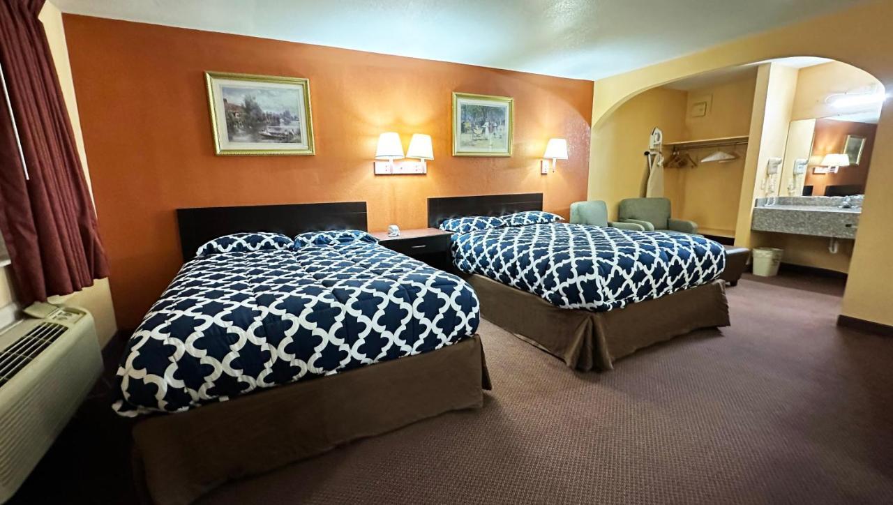 Apollo Lodge And Rv Park 페어필드 외부 사진