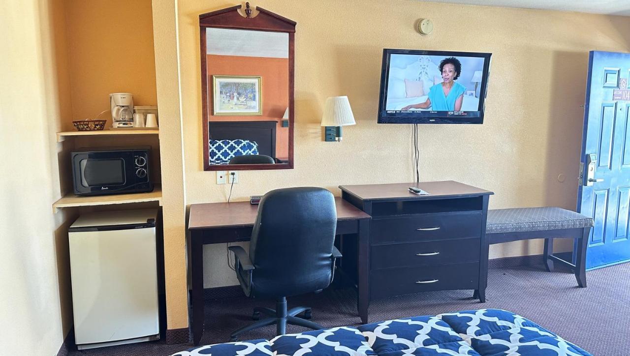 Apollo Lodge And Rv Park 페어필드 외부 사진