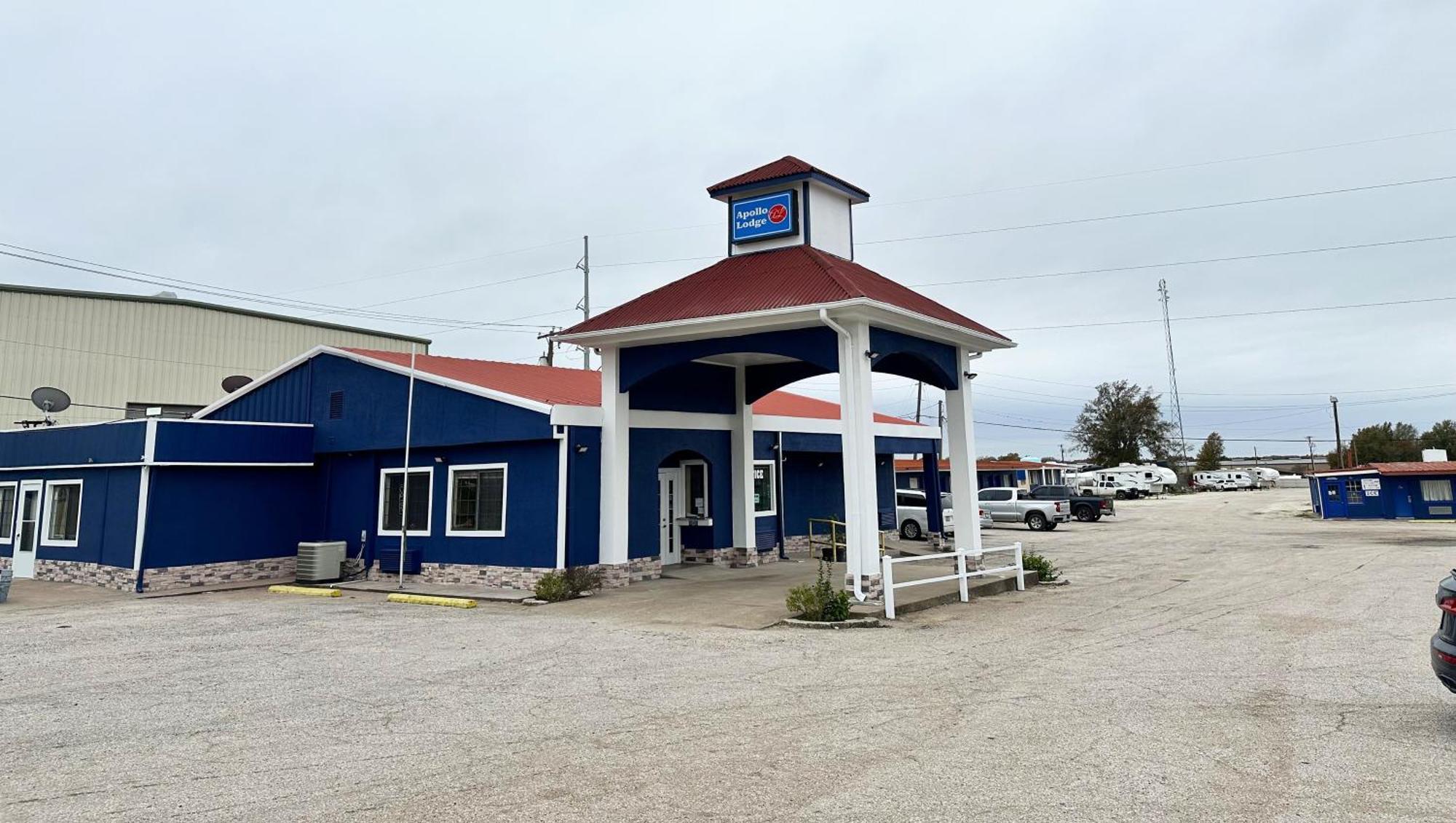 Apollo Lodge And Rv Park 페어필드 외부 사진